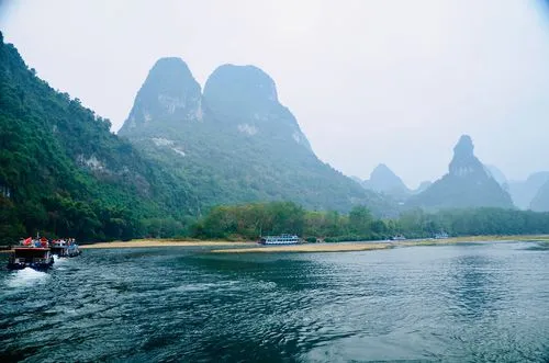 绿色精密独特